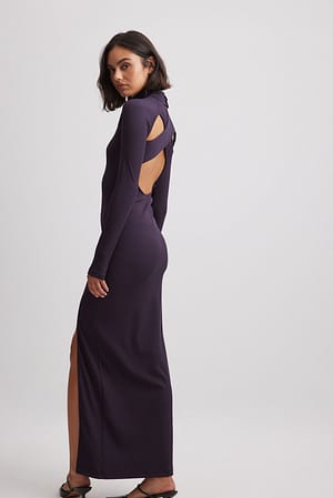 Purple Midiklänning med kryssad rygg