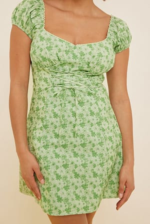 Green Flower Print Sukienka z bufiastymi rękawami i ozdobną koronką