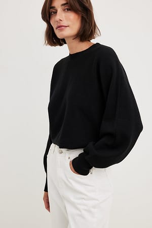 Black Krótki dziergany sweter z zaokrąglonym dekoltem
