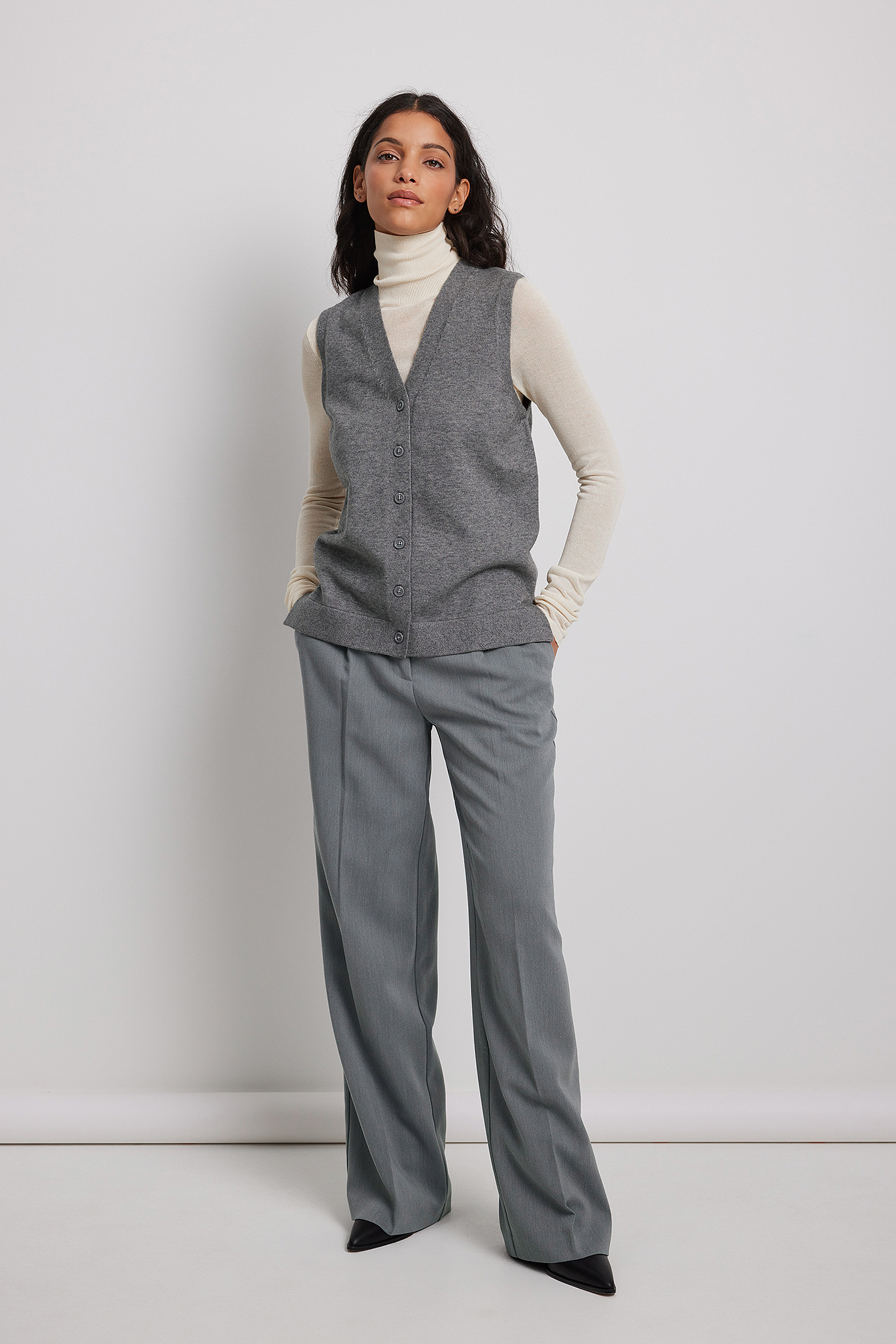 Grey Poly Silk Yoke Design Straight Suit Set PKSKD1378 – Ahika