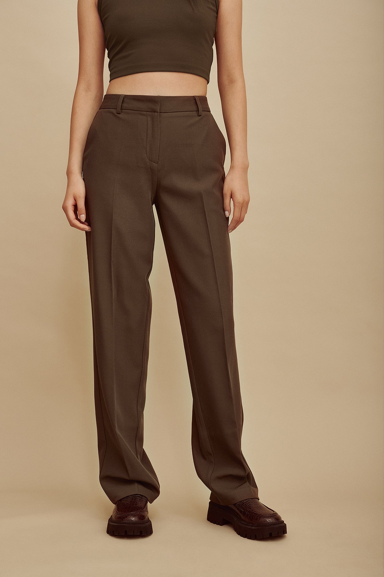 Mid Rise Suit Pants Brown