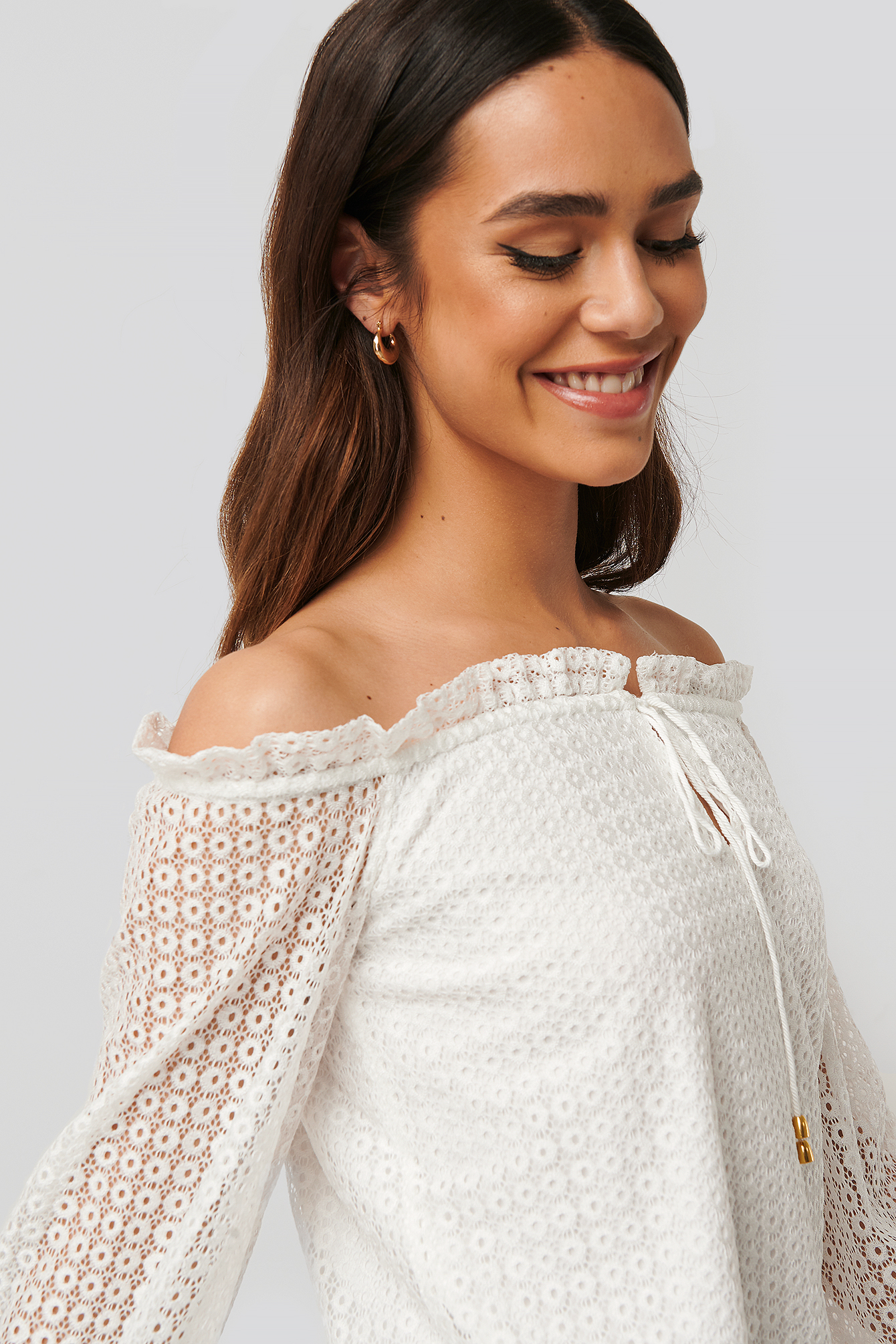 Off Shoulder Ruffle Blouse White | na-kd.com