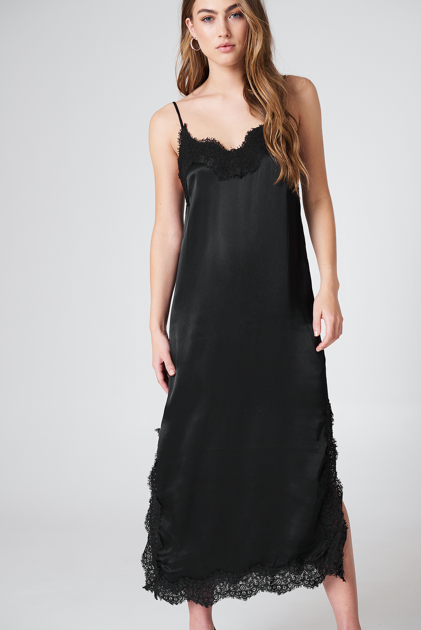 Zoe Lace Slip Dress Black | na-kd.com