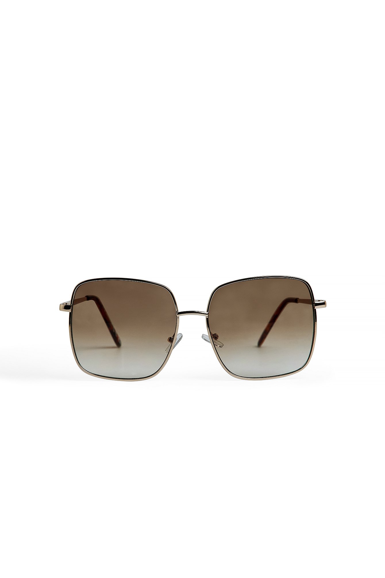 NA-KD Accessories Große Sonnenbrille mit quadratischen Gläsern und Metallrahmen - Gold