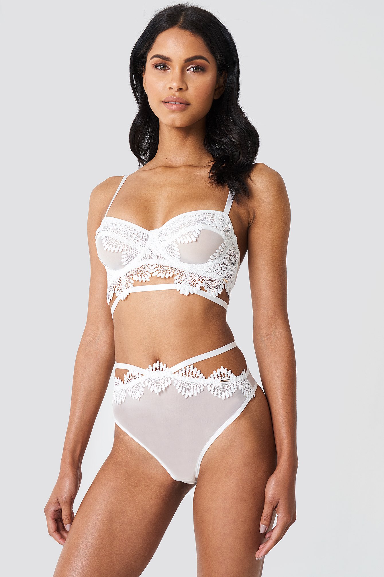 GABY White lace high waisted briefs