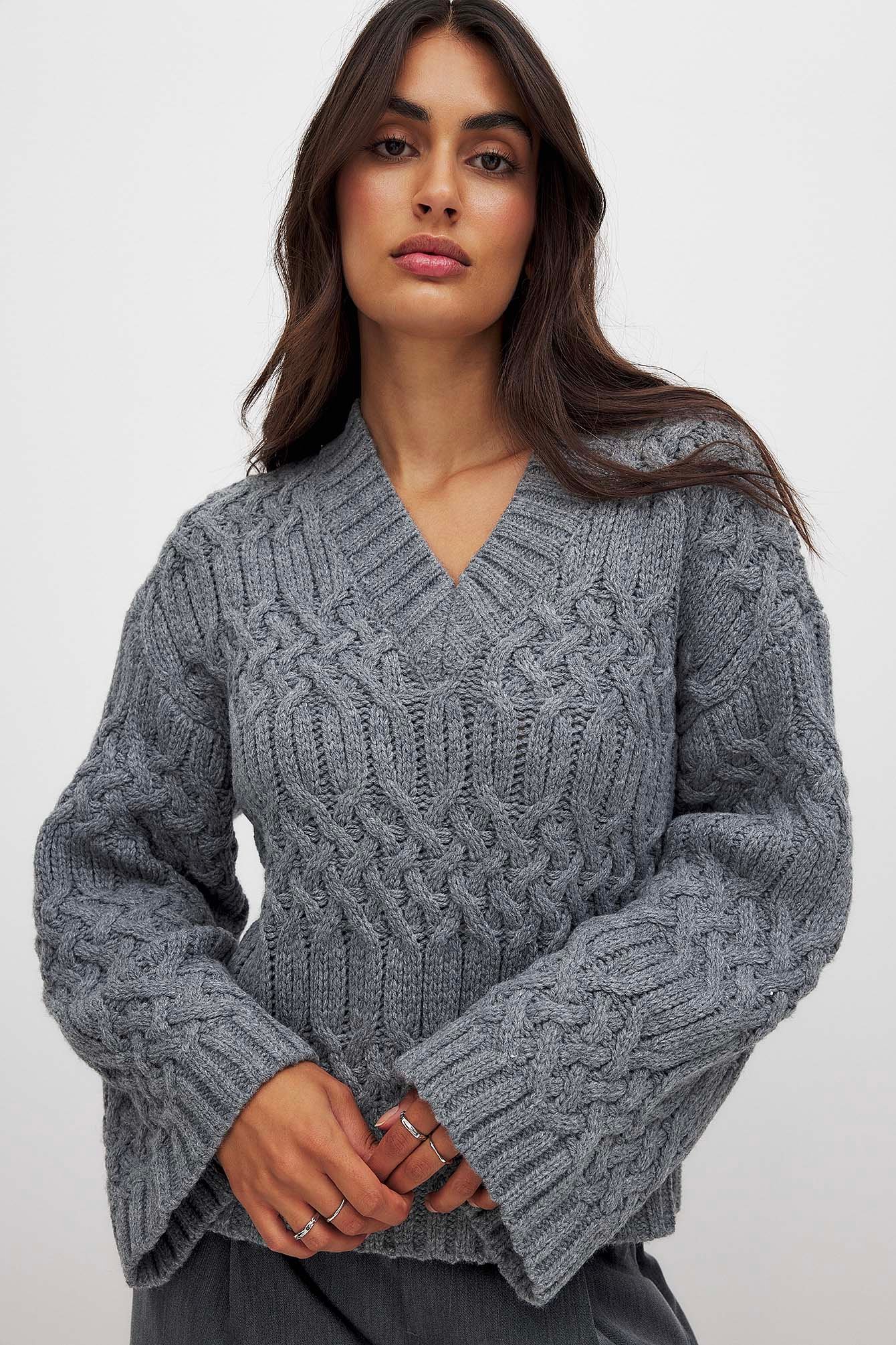 NA-KD Cable Knitted V-Neck Sweater - Heavy Knits - Grijs - M (EU 38-40) - NA-KD / NAKD