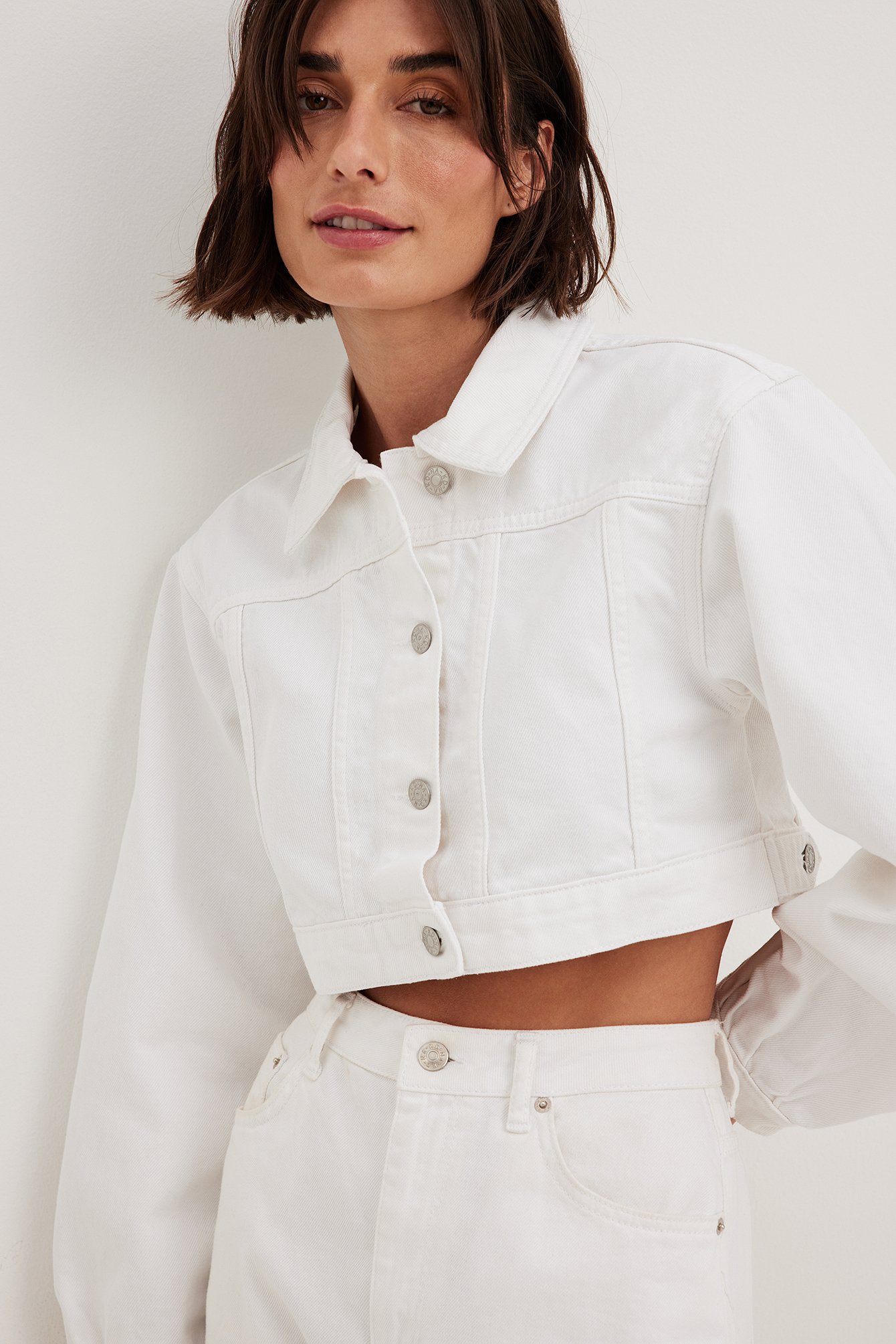 Buy XPOSE Women White Solid Crop Denim Jacket at Amazon.in