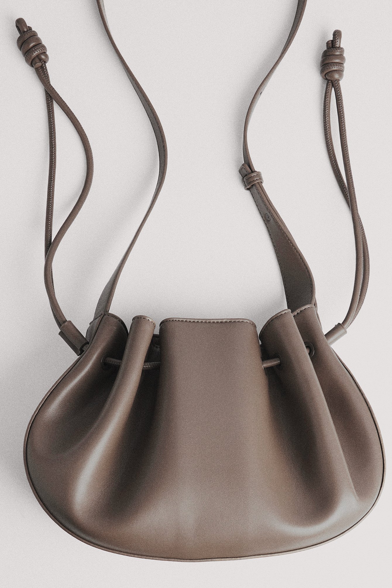 商品販売 Big size／ゆるっとDrawstring Bag／brown | www.butiuae.com