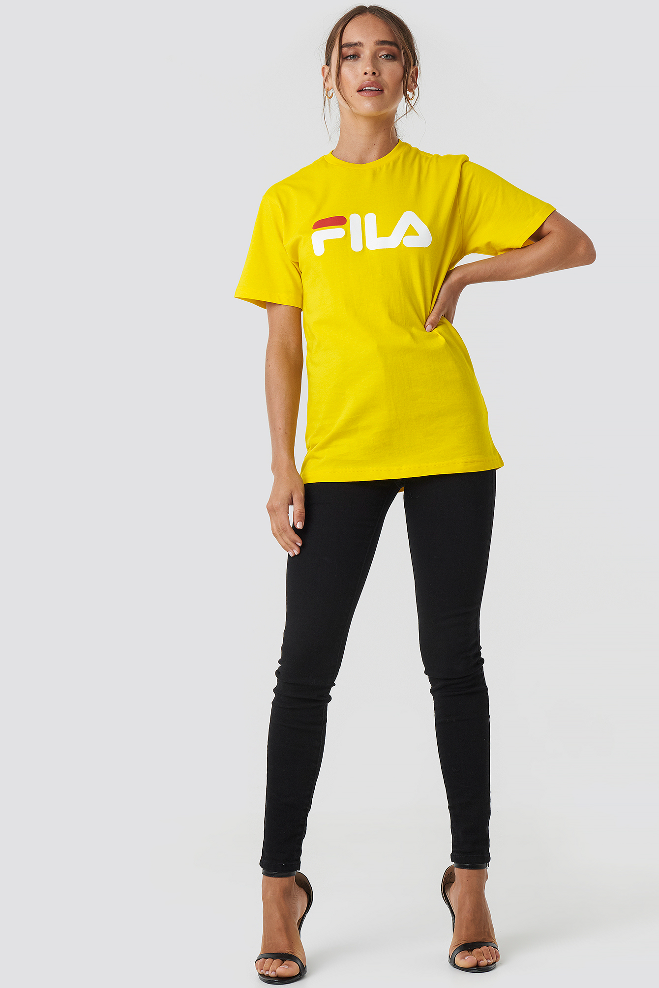 tee yellow