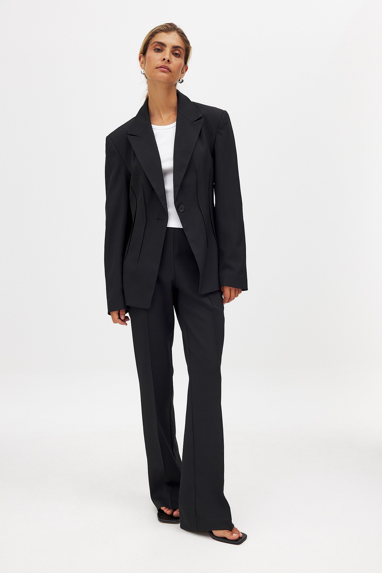 NA-KD Flared Mid Waist Suit Pants - Suit Trousers - Black - EU 34 - NA-KD / NAKD