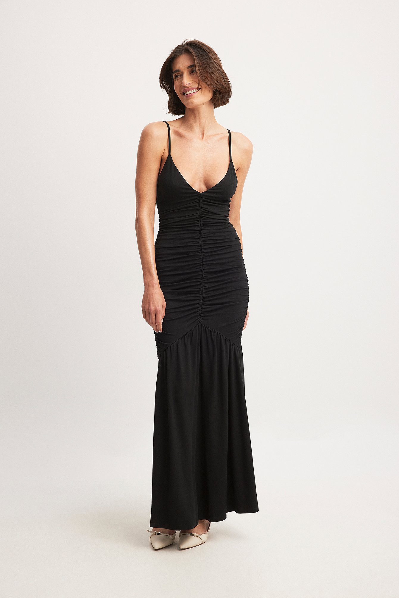 Ivona Zupet x NA-KD Gathered Dress Maxi Dress - Black