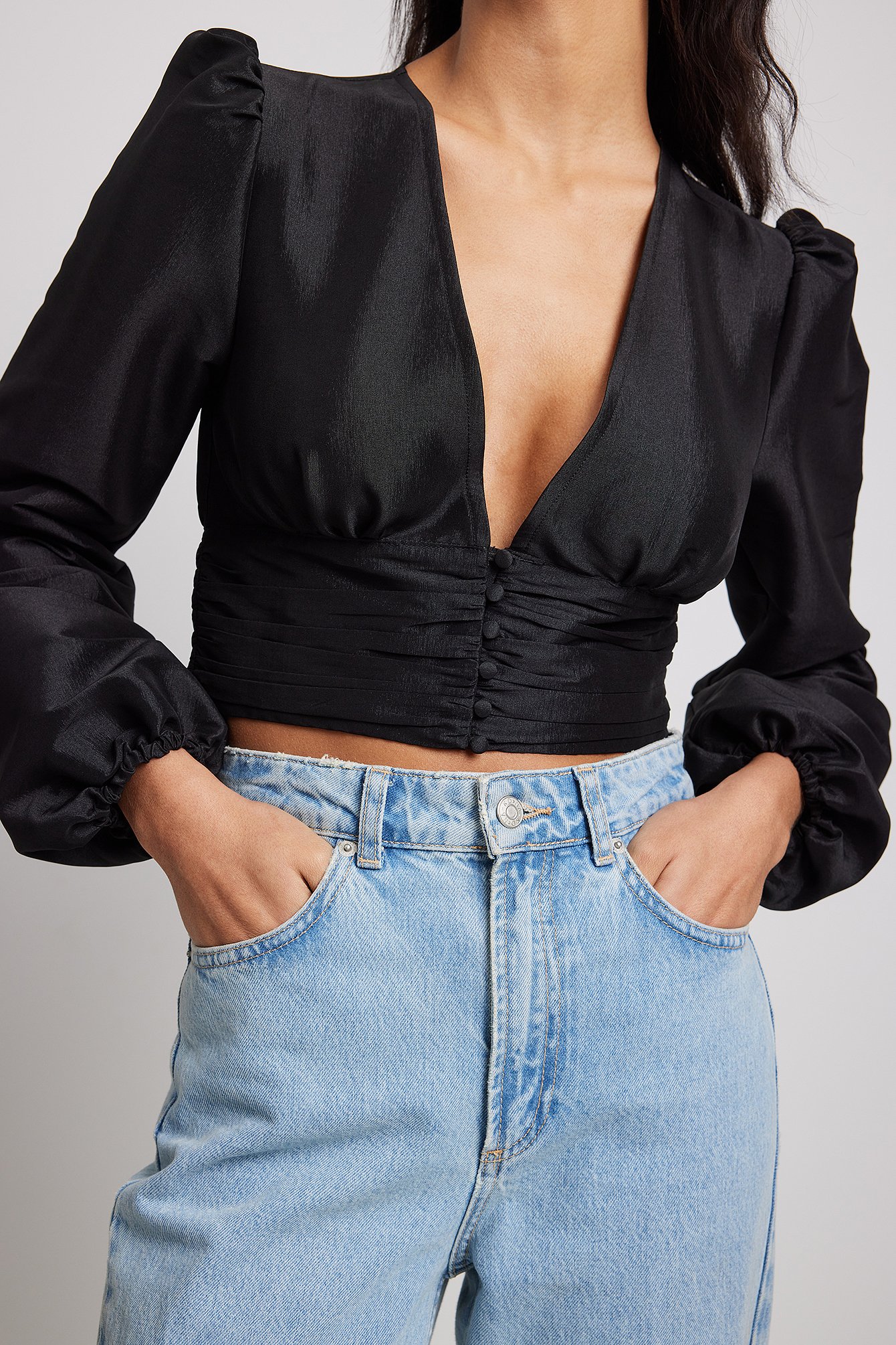 Gathered Waist Balloon Sleeve Blouse Black | NA-KD