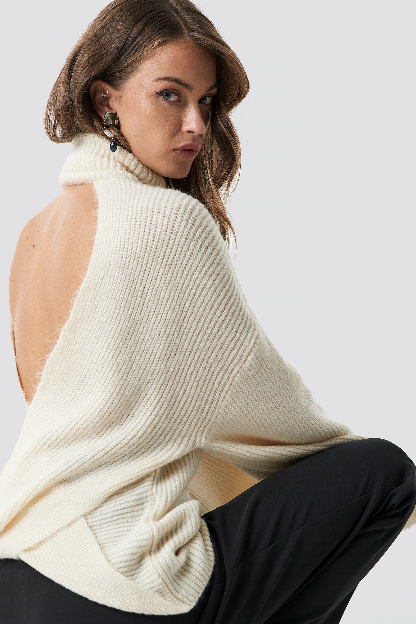 Open Back Overlap Sweater Offwhite | na-kd.com - 1340 x 2010 jpeg 2076kB