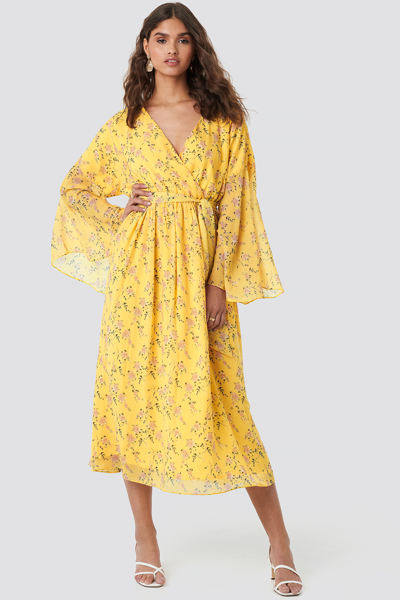 Big Sleeve Belted Maxi Dress Yellow Flower | na-kd.com