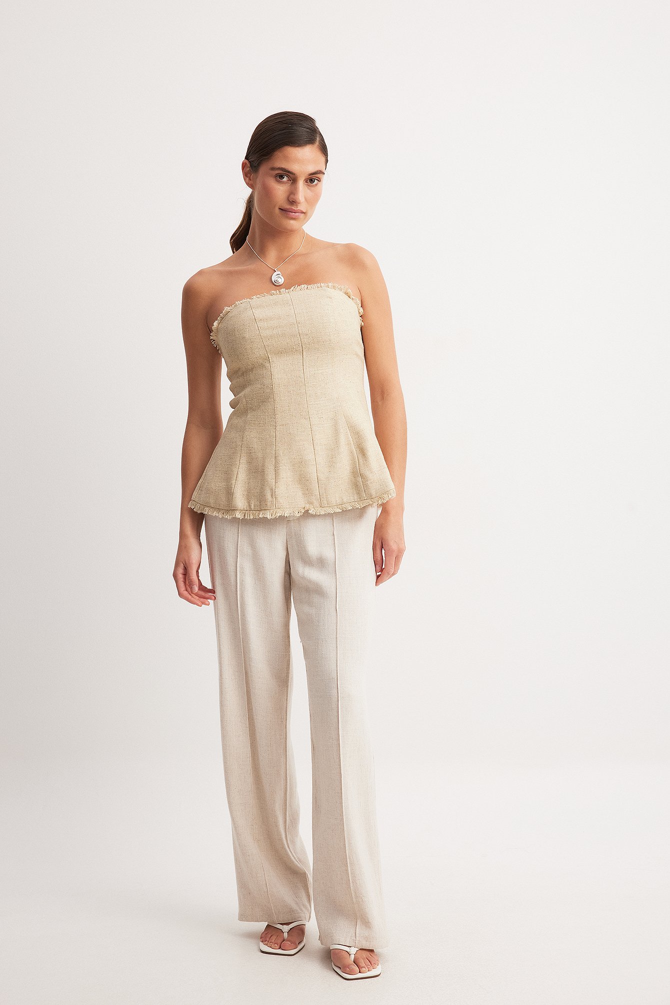 NA-KD Gerade Hose aus Leinen-Mix mit hoher Taille - Beige