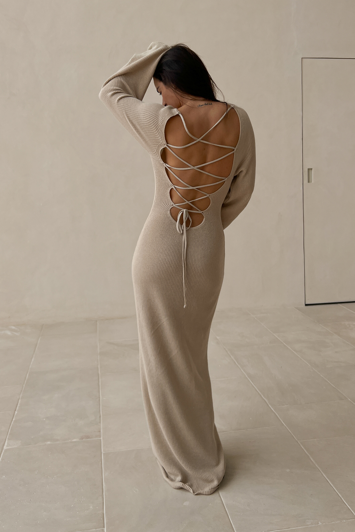 Long Sleeved Backless Chain Dress – Alice's Boutique