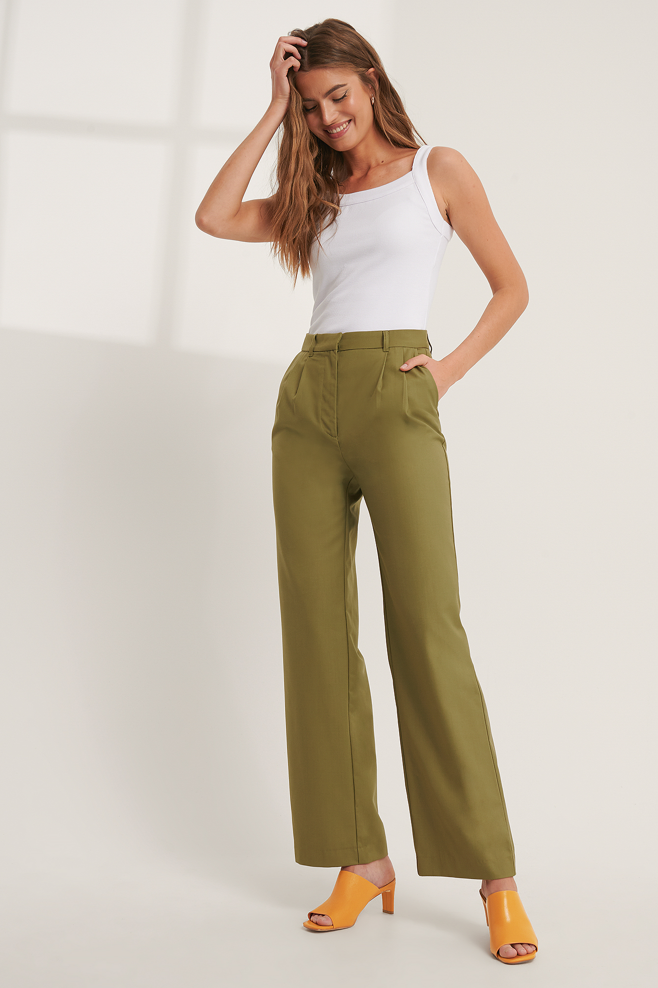 Pleat Detail Suit Pants Green | NA-KD