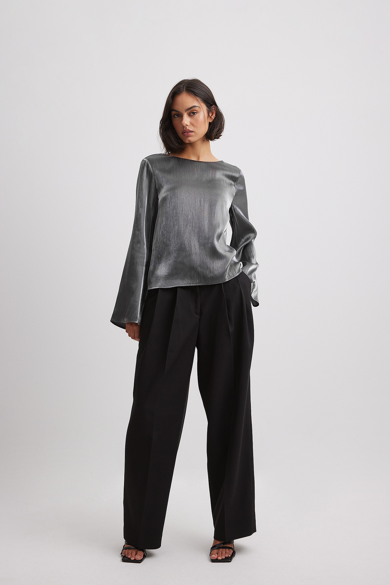 Metallic Sheer LS Top Grey | NA-KD