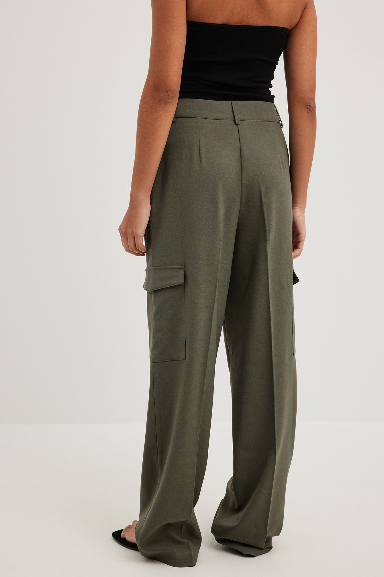 Versatile Army Green Cargo Pants For Women High Waist, Slim Fit,  Fashionable Capris Womens Cuffed Cargo Trousers For Spring/Summer 2023 From  Yong1984, $30.24