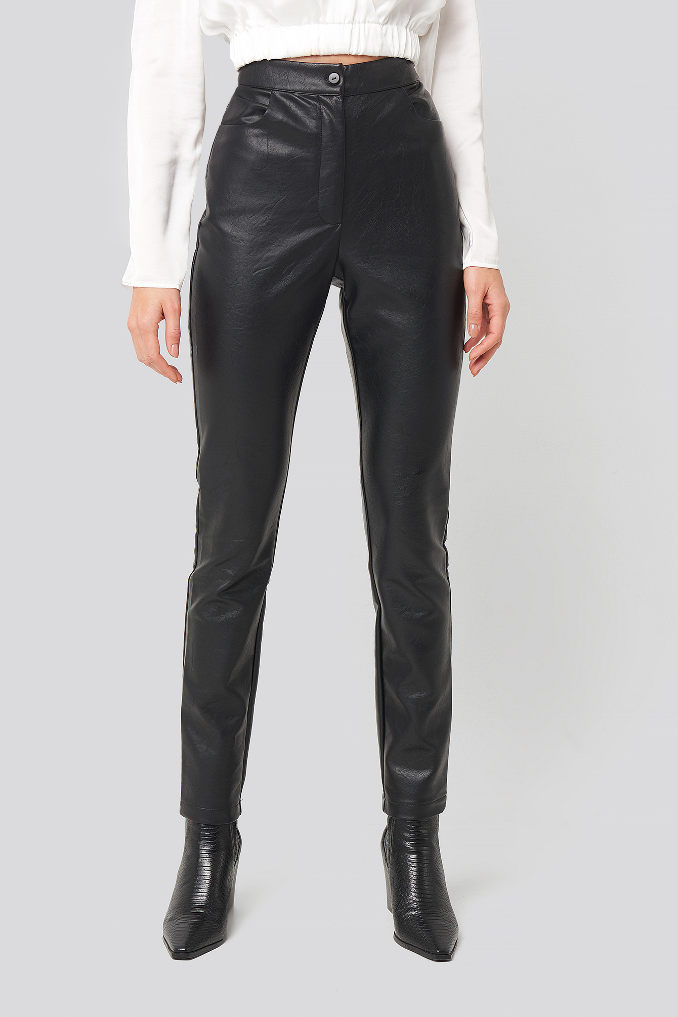 PU-Leather Slim Pants Black | na-kd.com