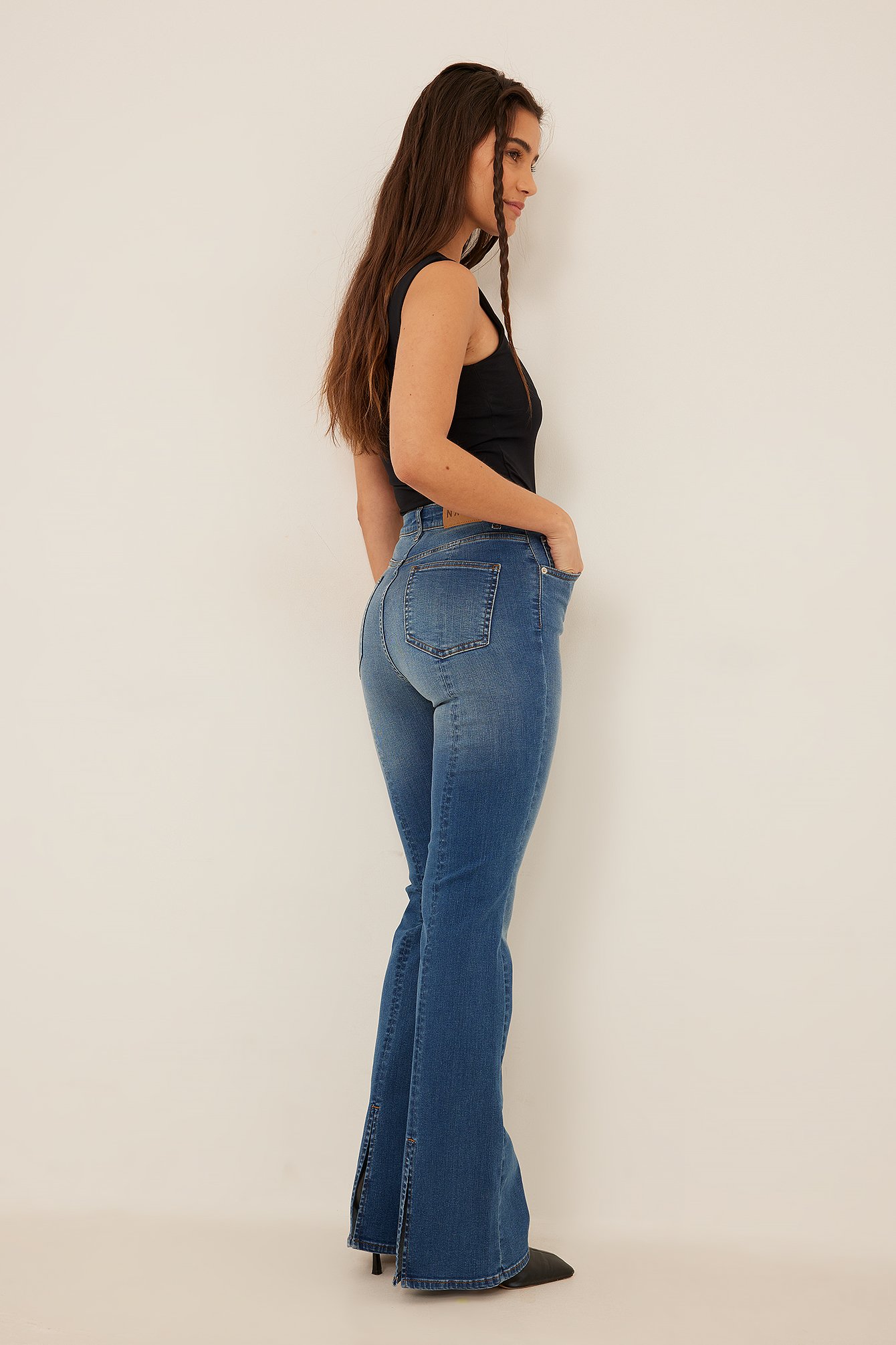 Skinny-Jeans mit Schlitz hinten Blau | NA-KD