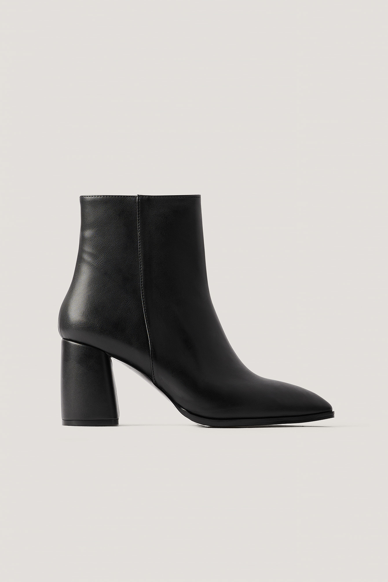 Basic Block Heel Boots Black | na-kd.com