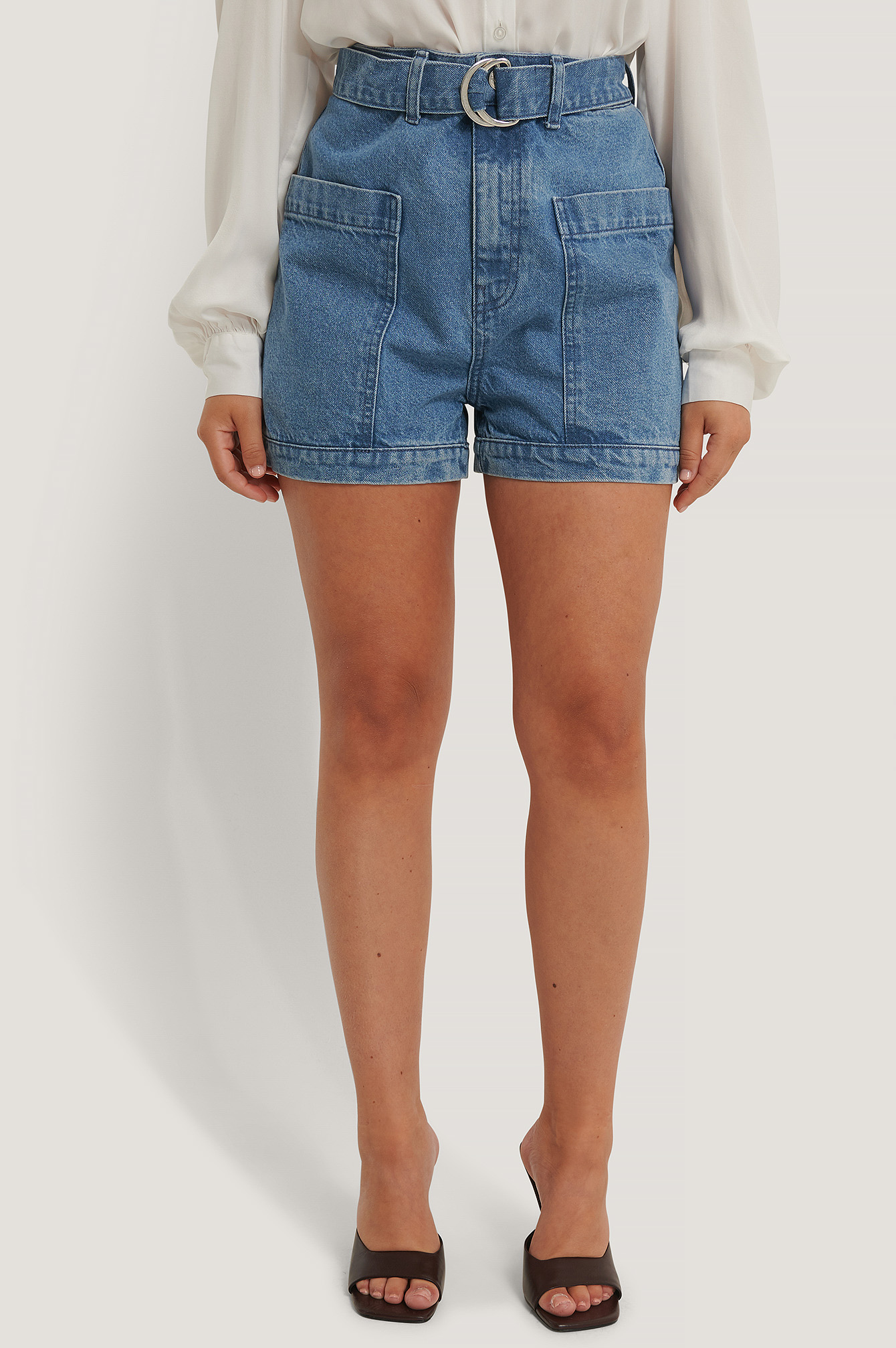 buckle levis shorts