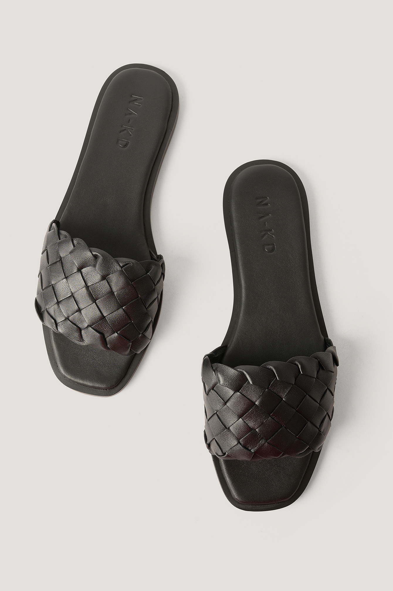 Braided Leather Slippers Black | na-kd.com