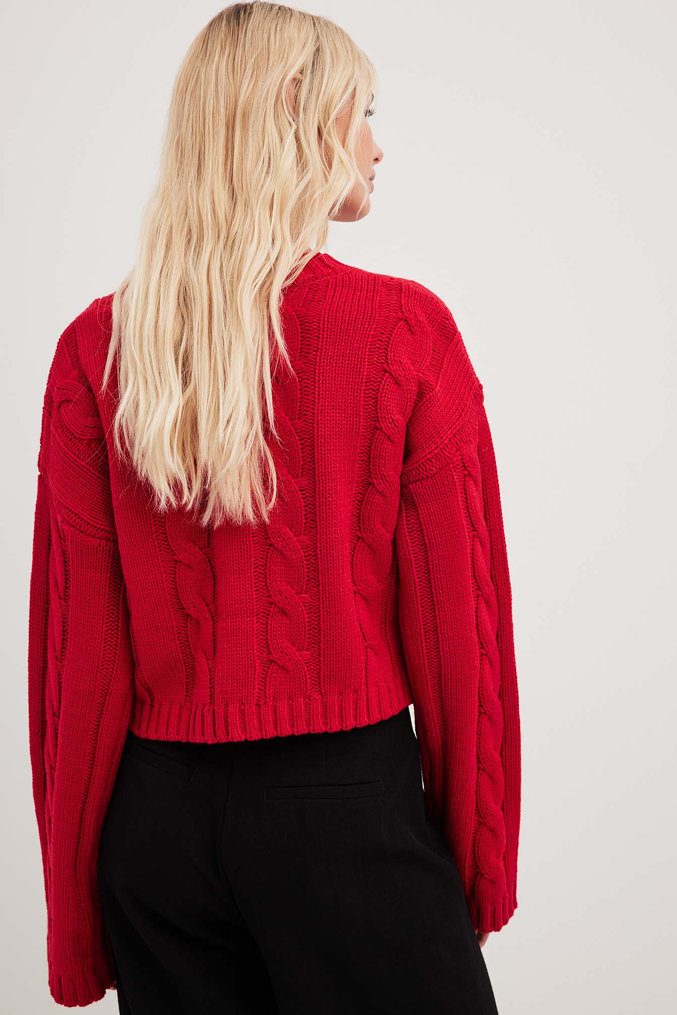 Cable knit outlet sweater red