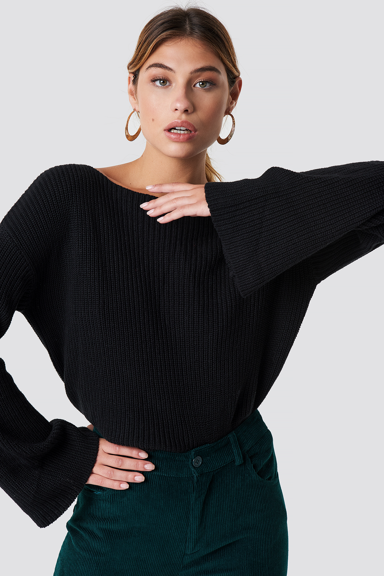 Cropped Long Sleeve Knitted Sweater Black