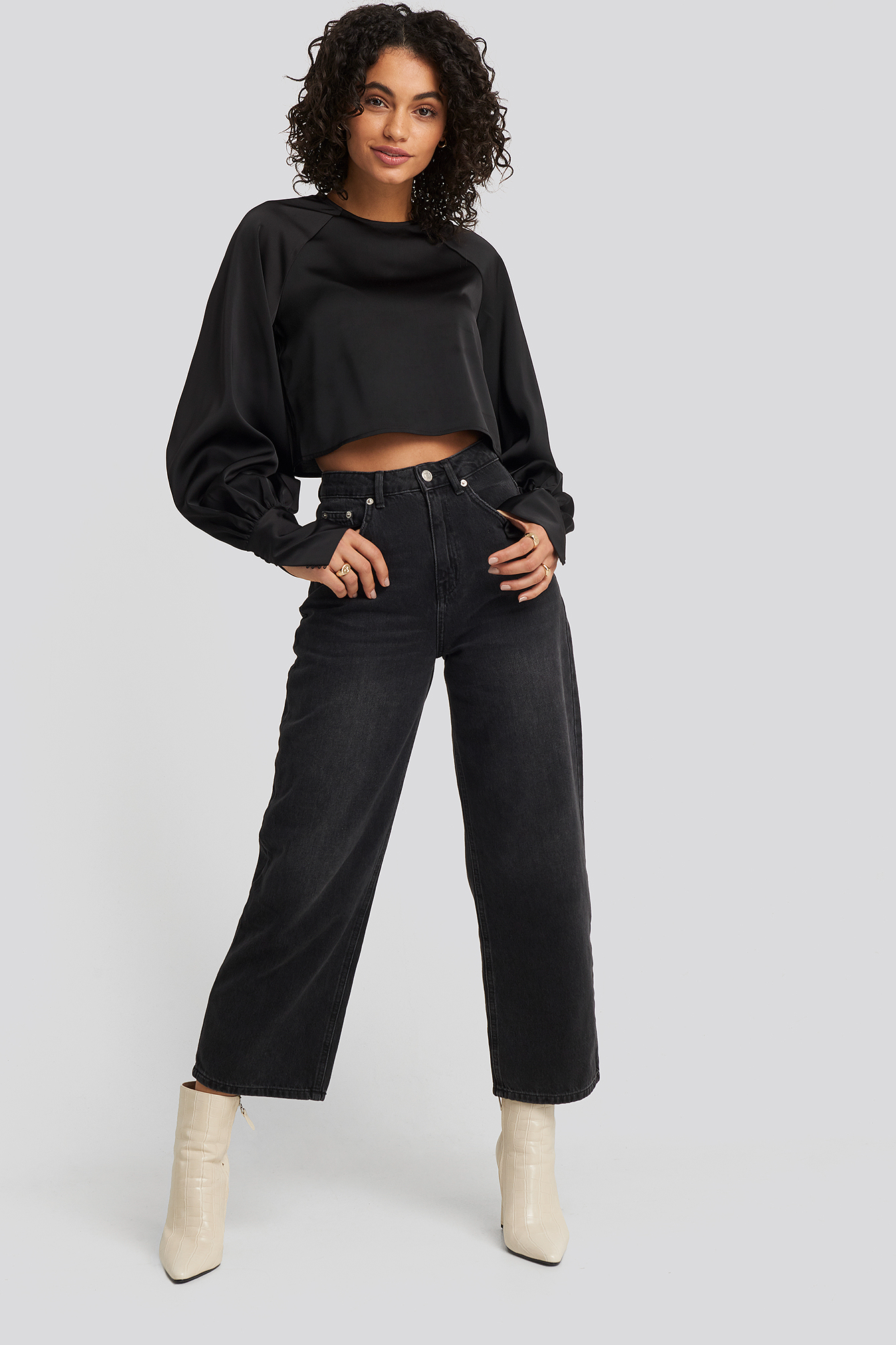 Cropped Satin Balloon Sleeve Blouse Black | na-kd.com