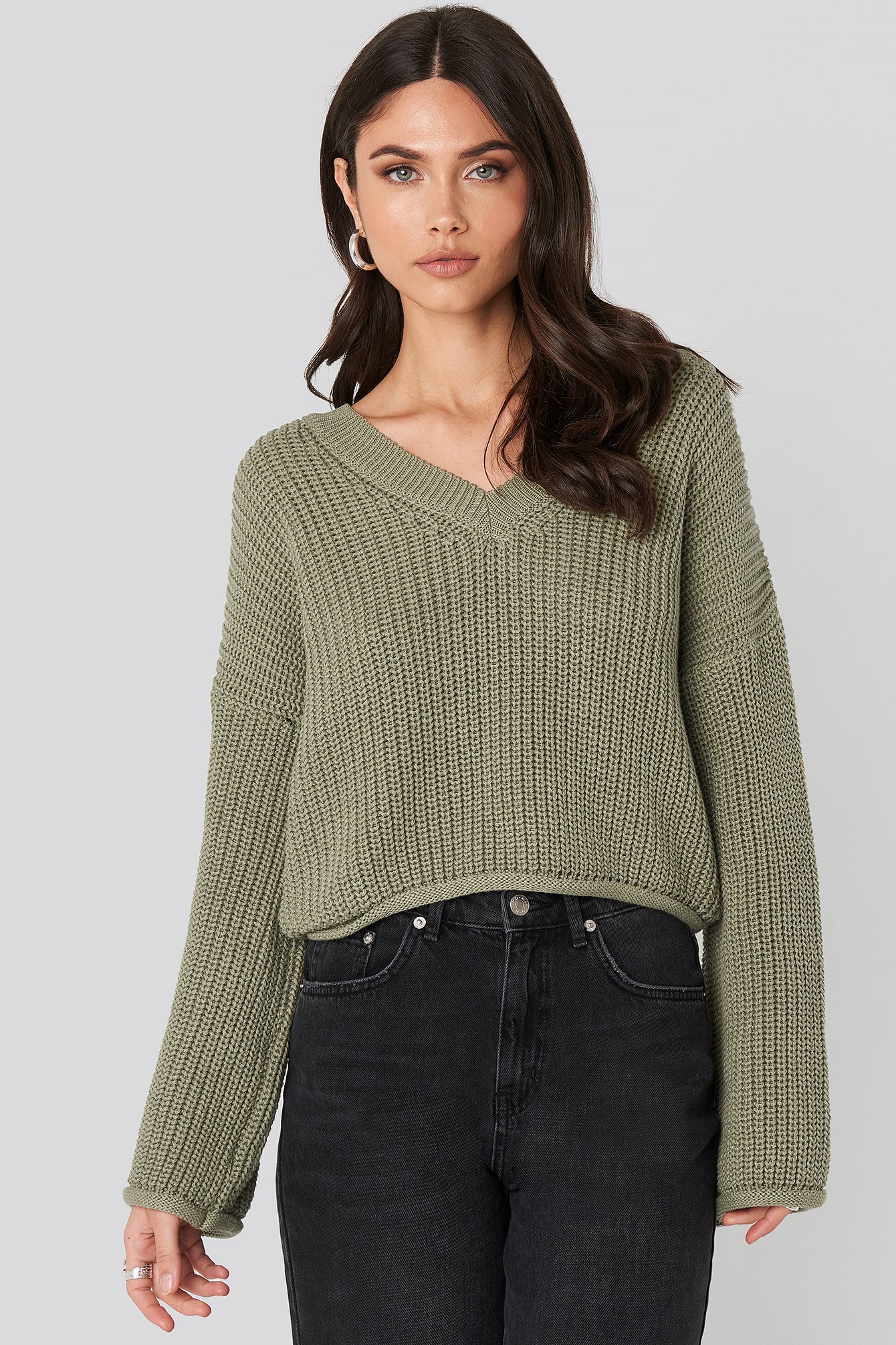 Cropped V-neck Knitted Sweater Green | na-kd.com