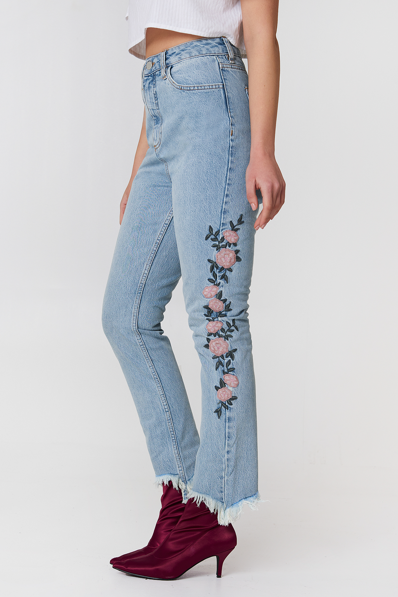 embroidered ripped jeans