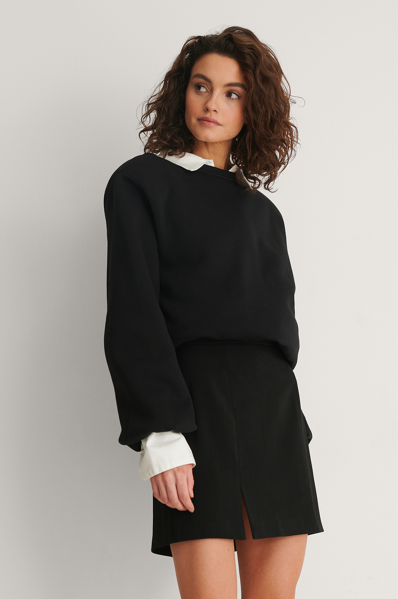 Double Slit Mini Skirt Black | na-kd.com