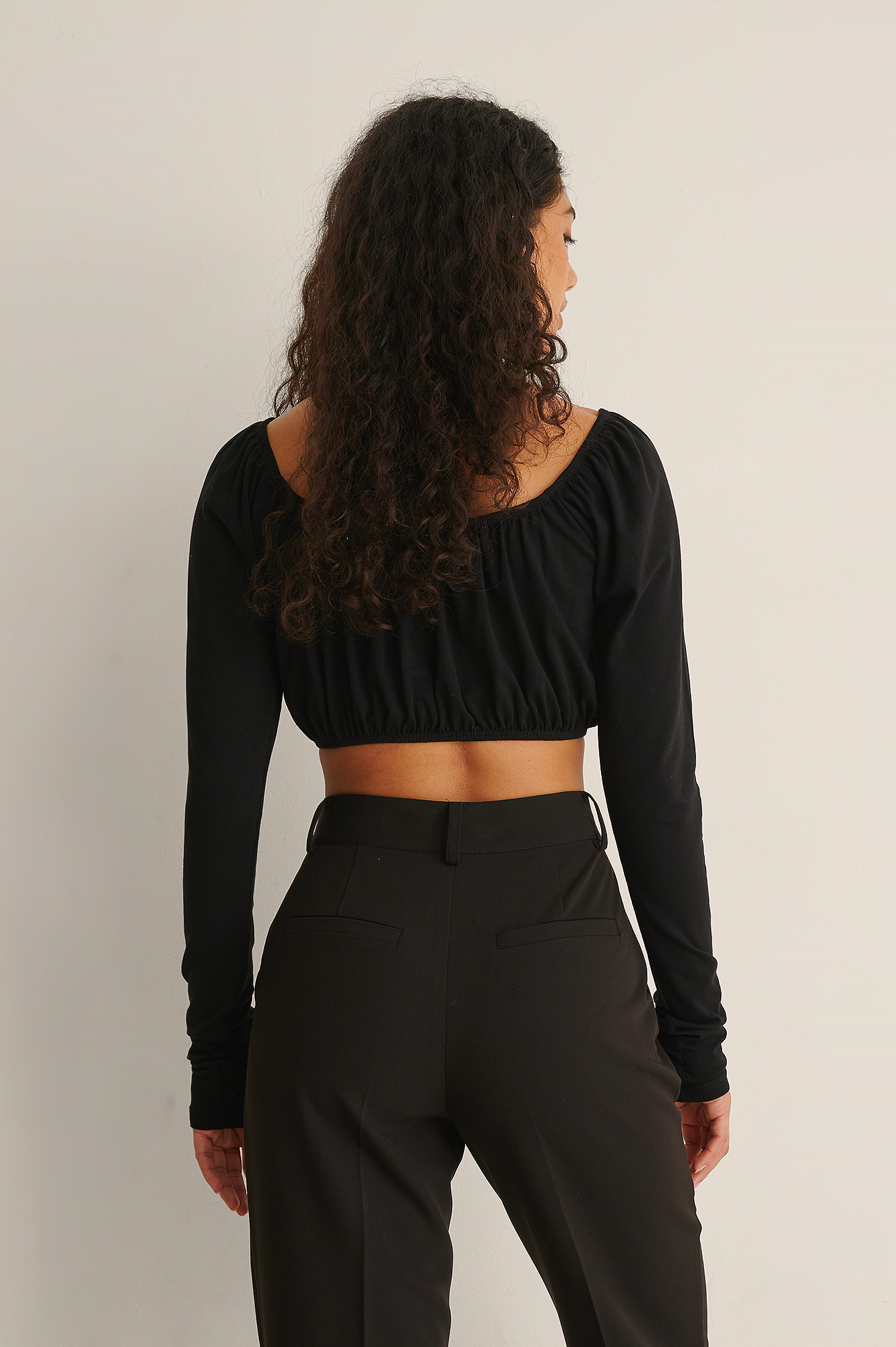 Elastic Neck Detail Crop Top Black | NA-KD