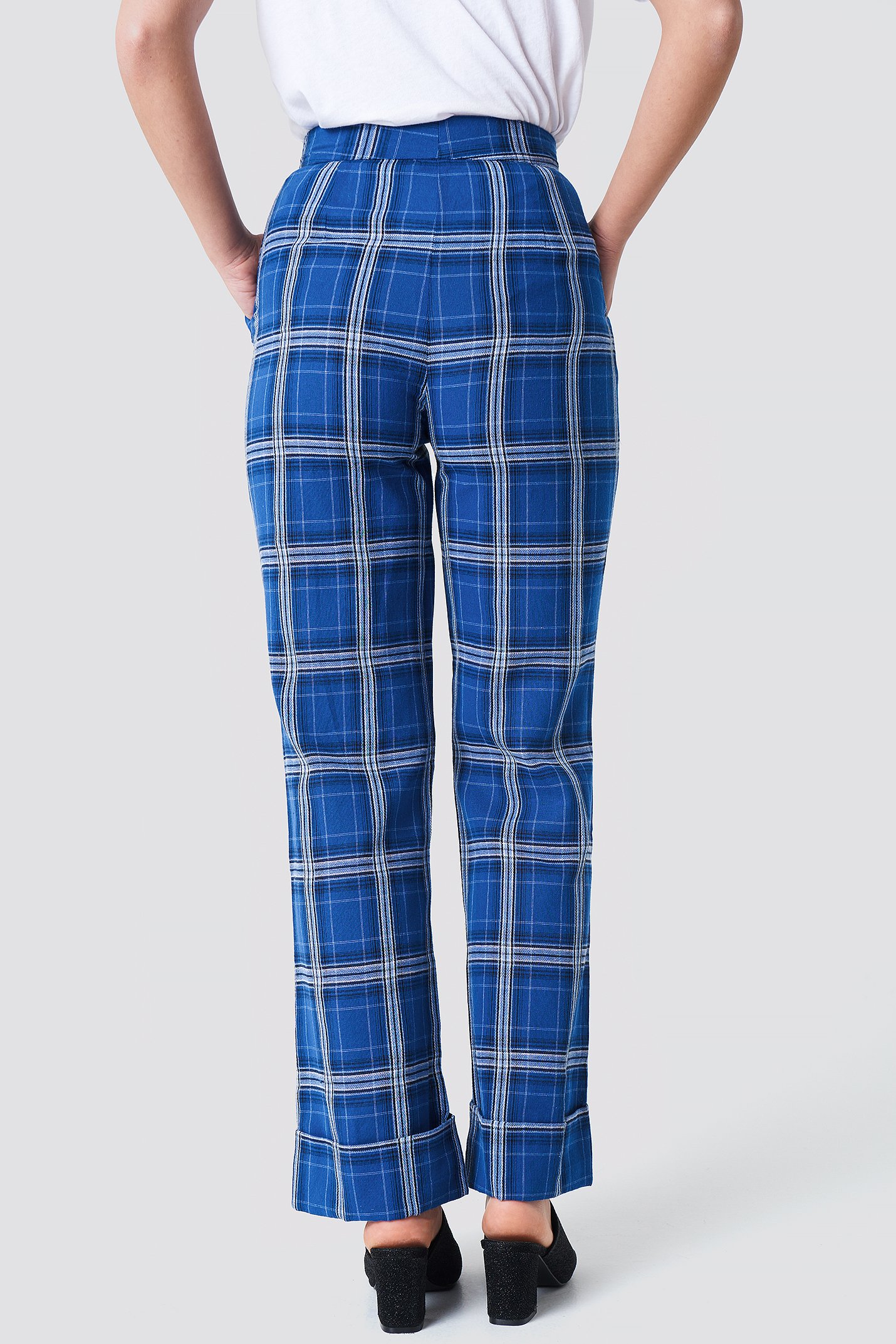 checkered pants blue