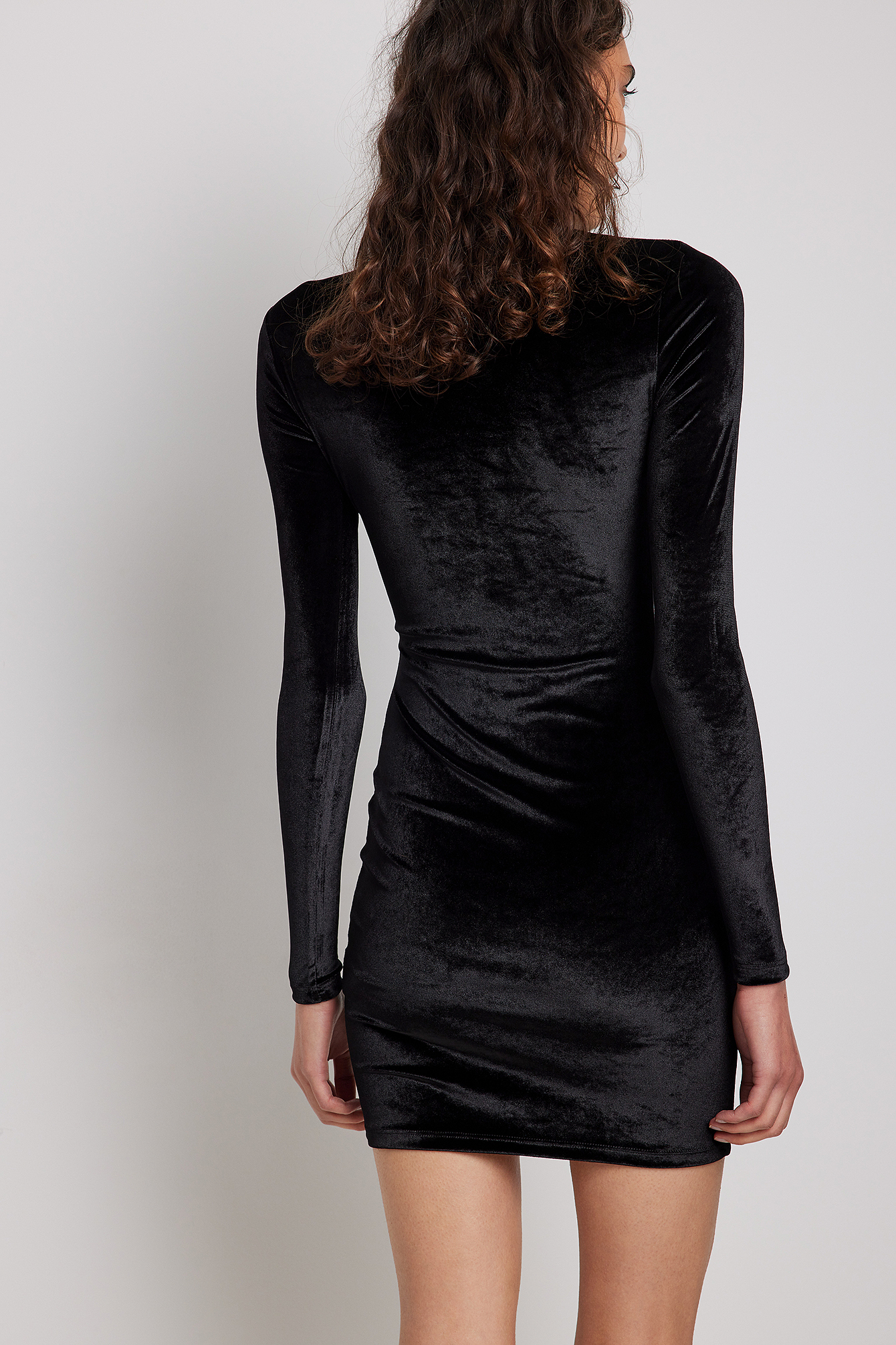 High Neck Velvet Mini Dress Black | na-kd.com
