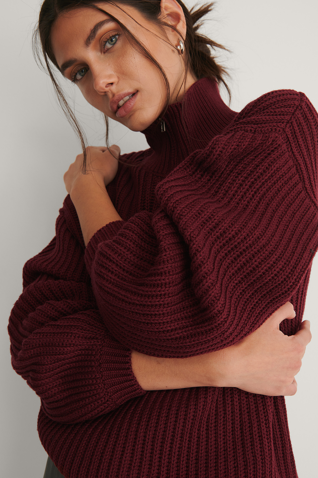 Organic High Neck Zipped Knitted Sweater Burgundy