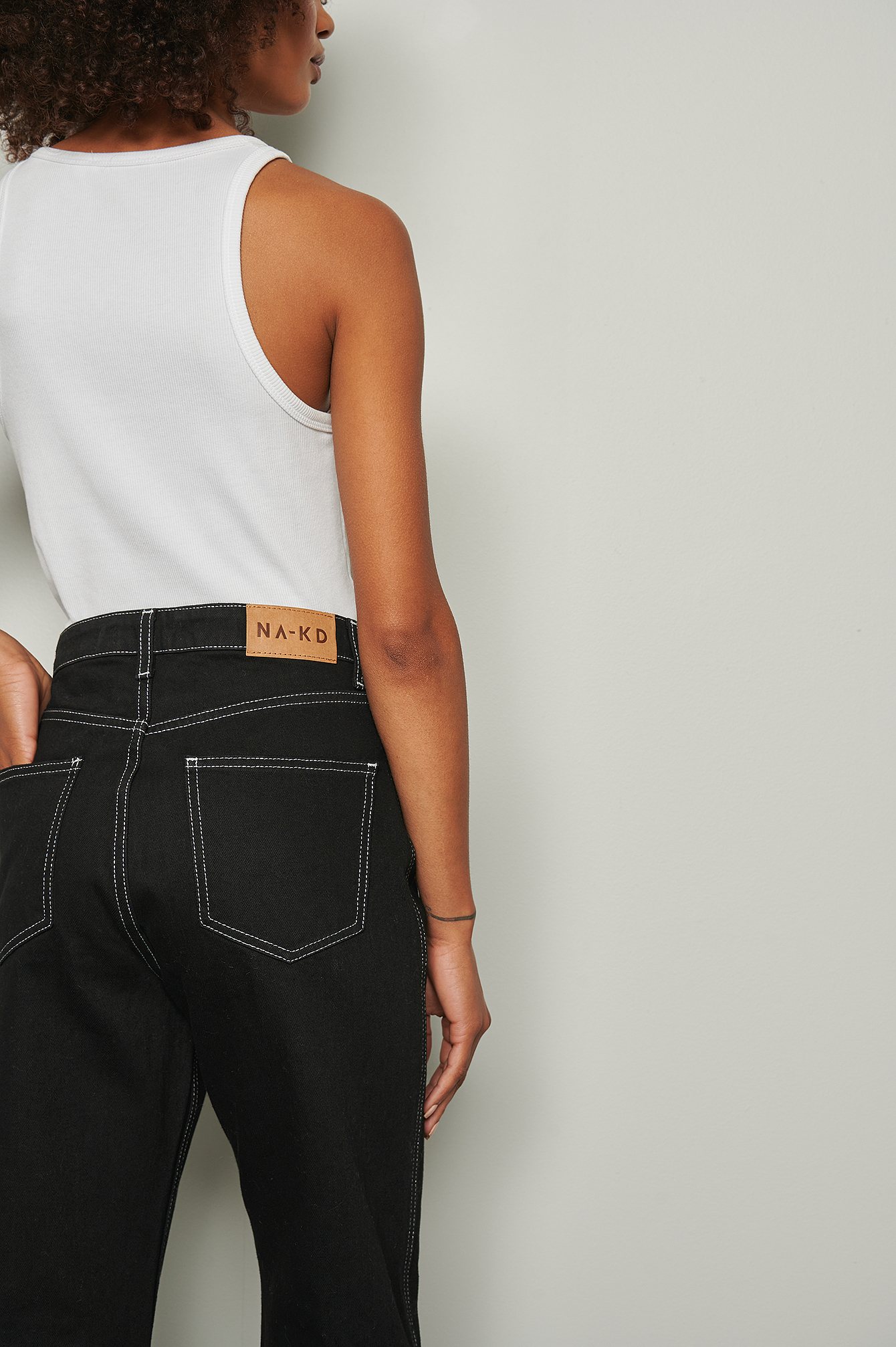 High Waist Straight Side Slit Jeans Black | NA-KD