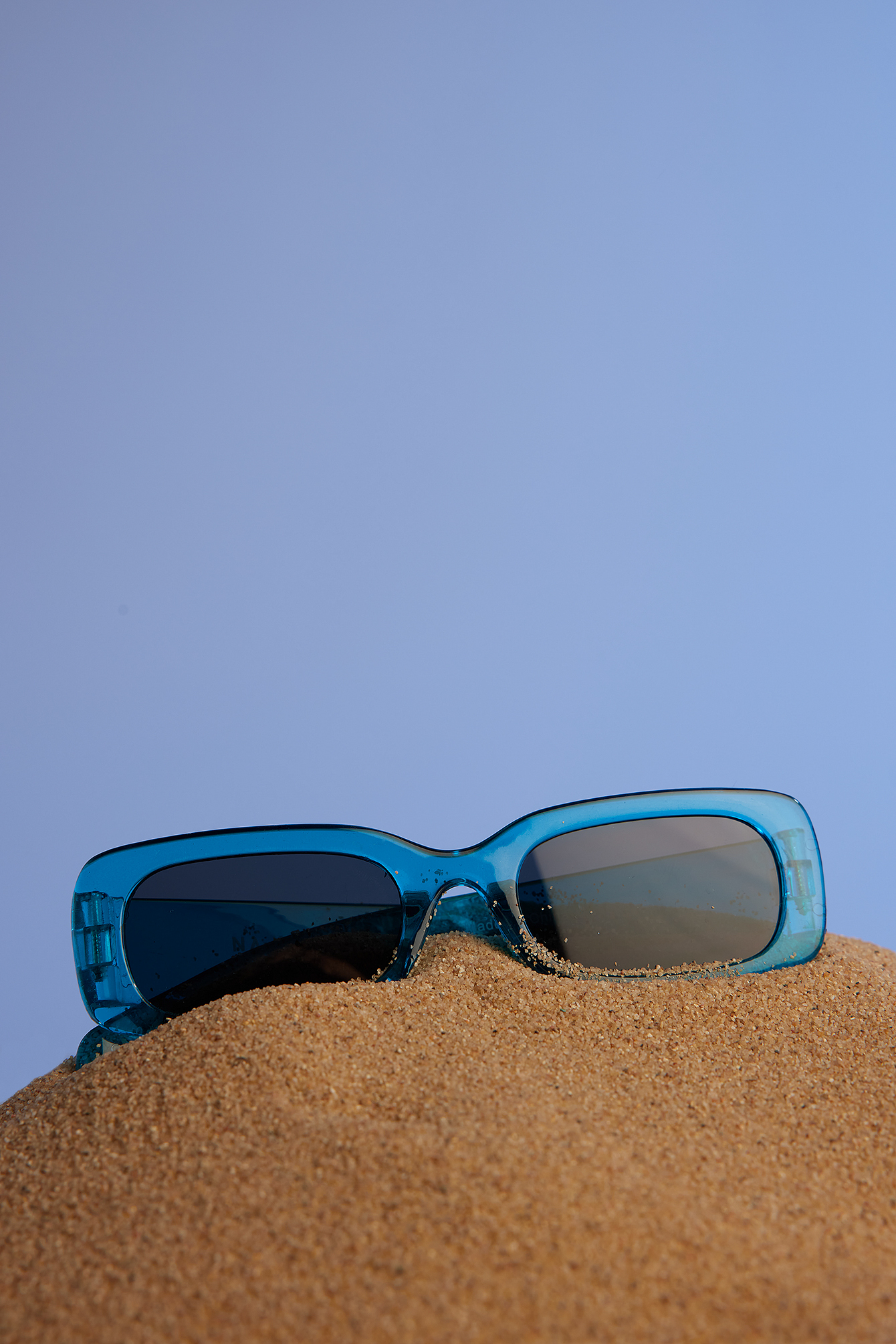 spænding parti bladre Brede retro solbriller til børn Blå | NA-KD