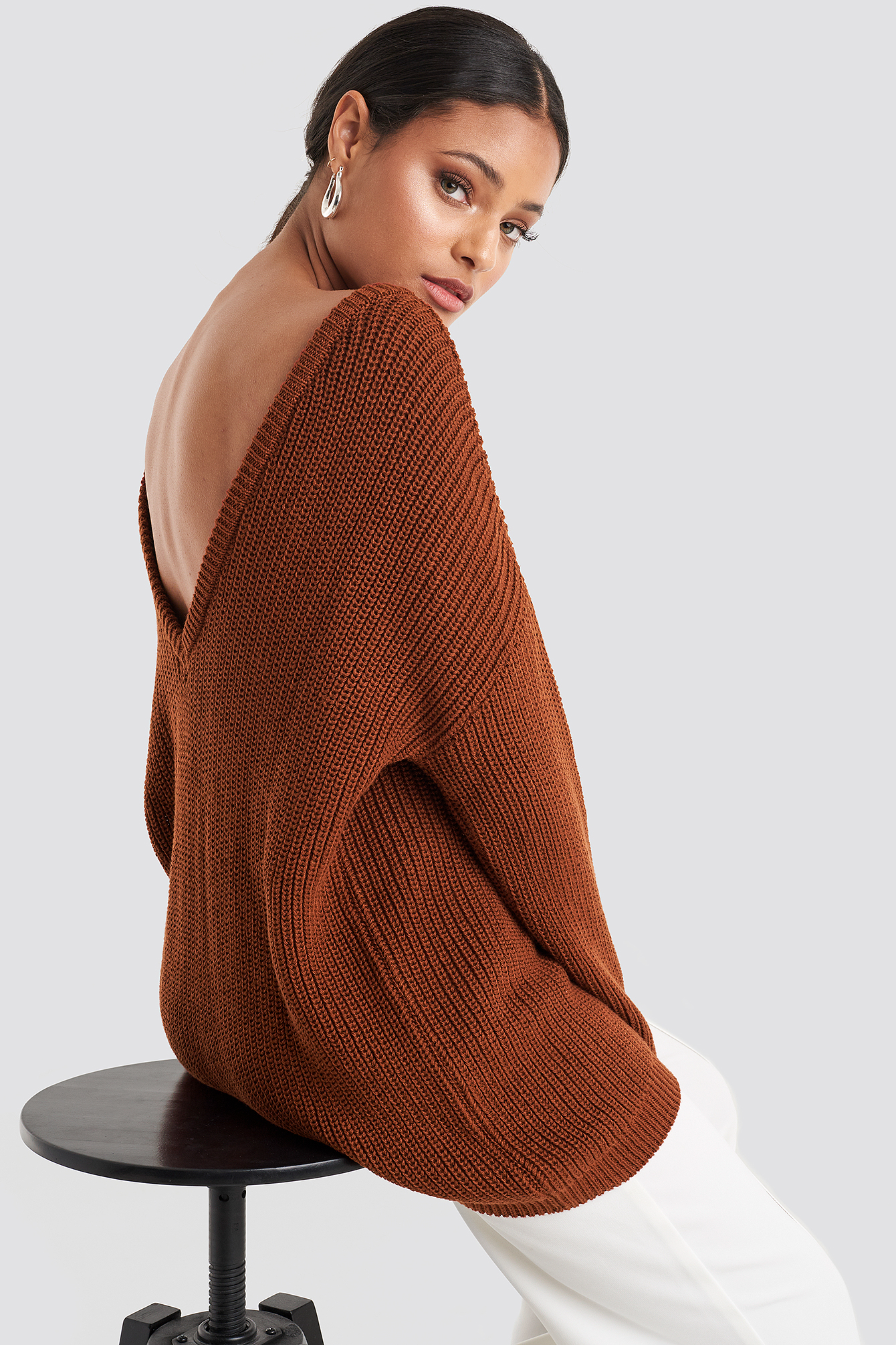 Knitted Deep V Neck Sweater Brown Na Kd