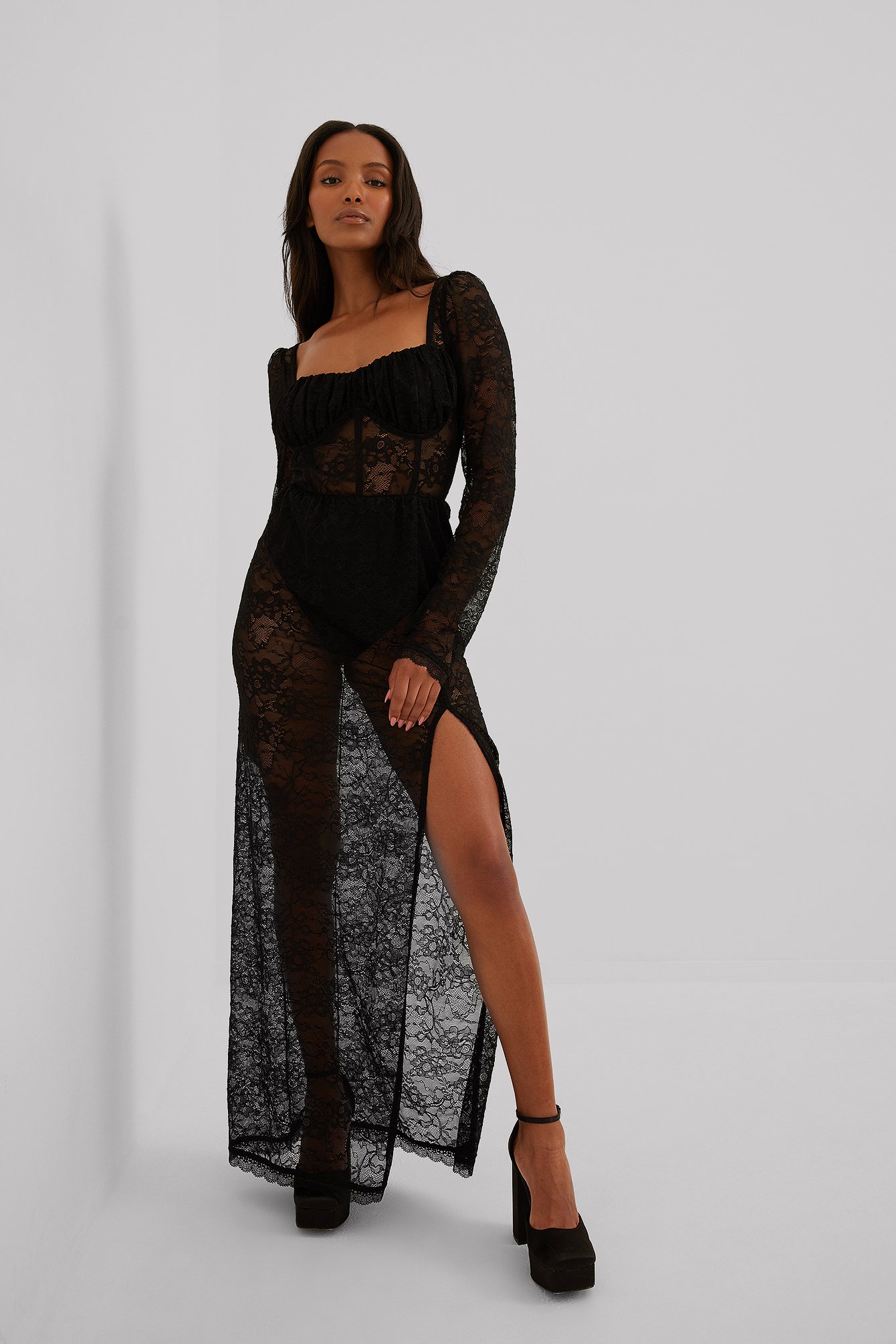 Lace Maxi Dress - BLACK
