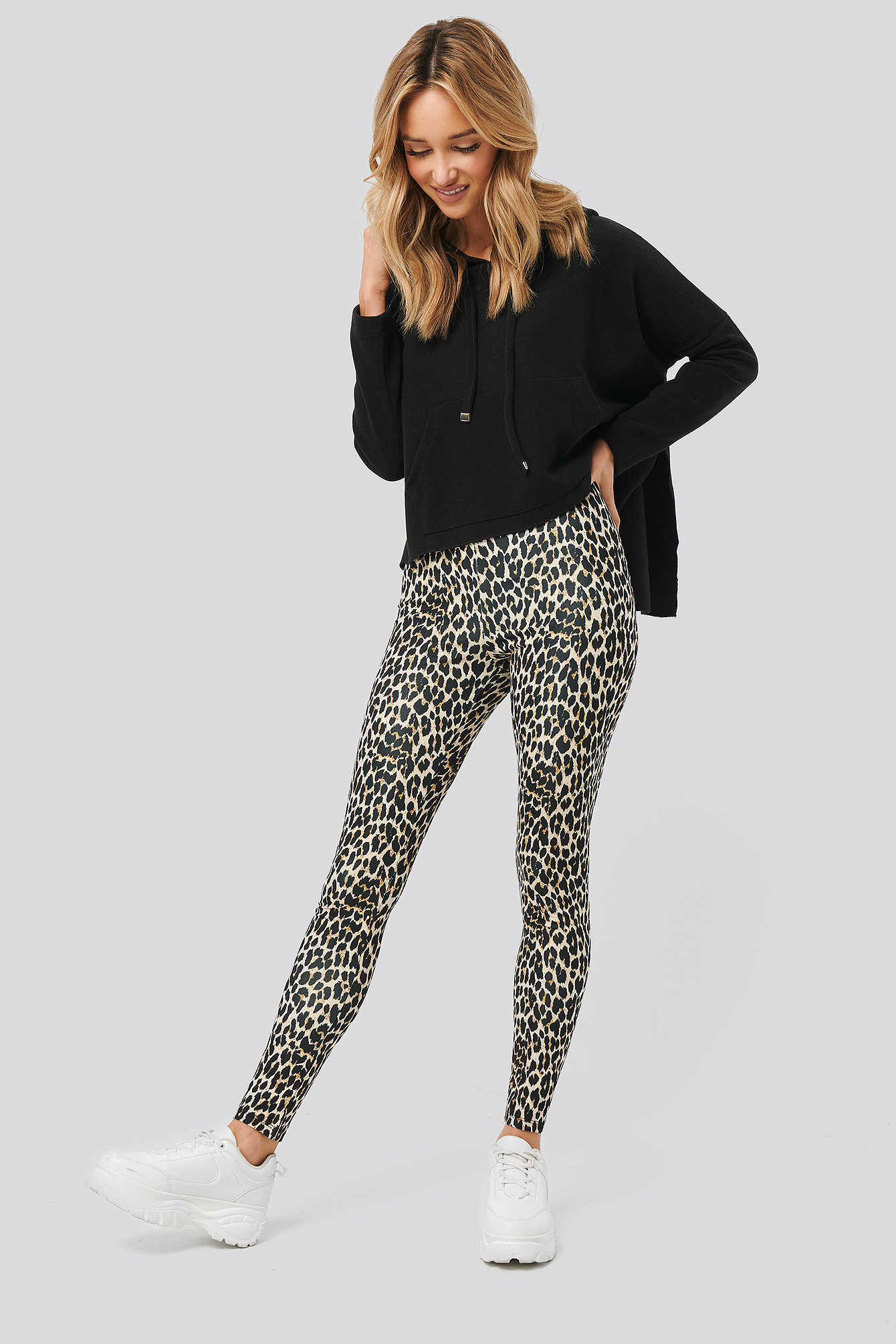 1,419 Leopard Print Leggings Stock Photos, High-Res Pictures, and