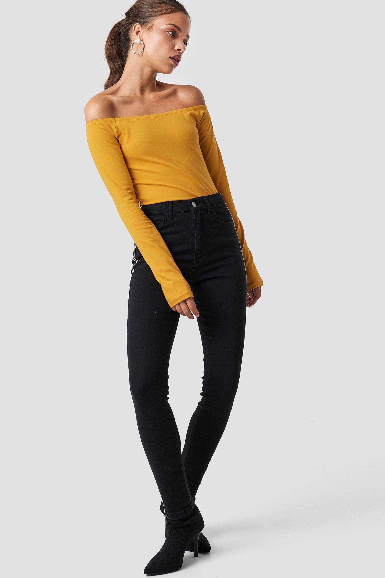 Yellow off the cheap shoulder long sleeve top