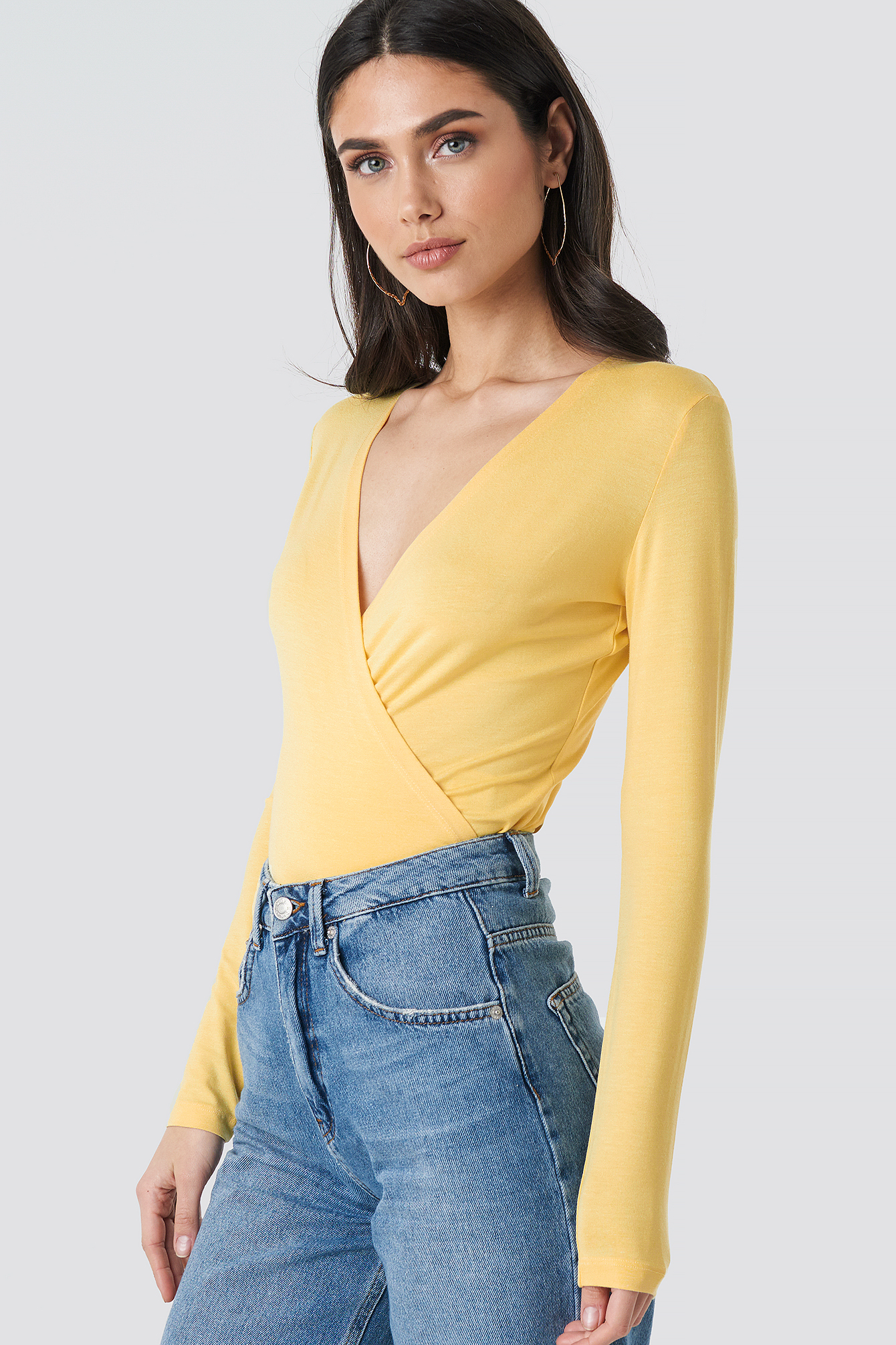 light yellow top womens