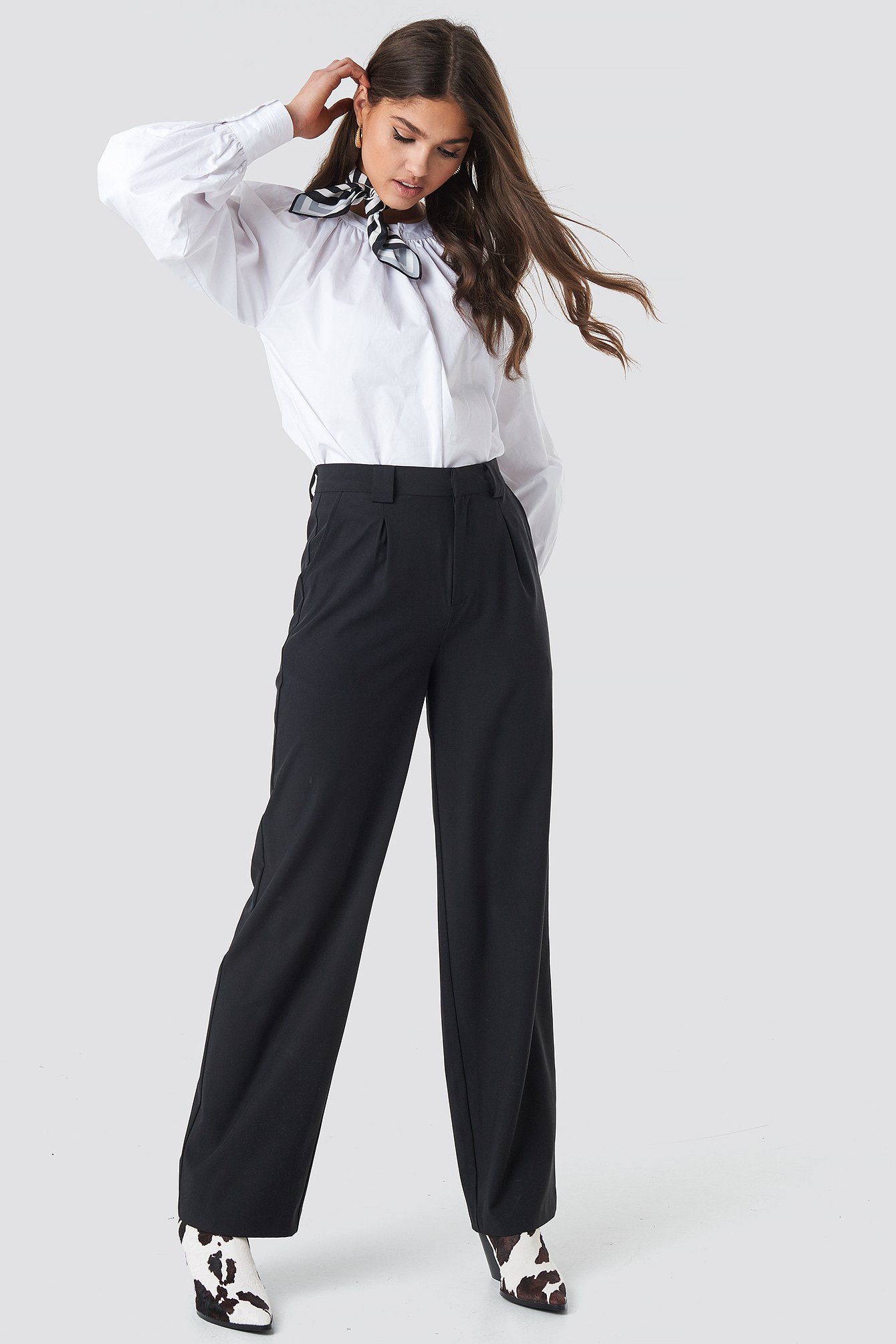 Loose Fitted Suit Pants Black