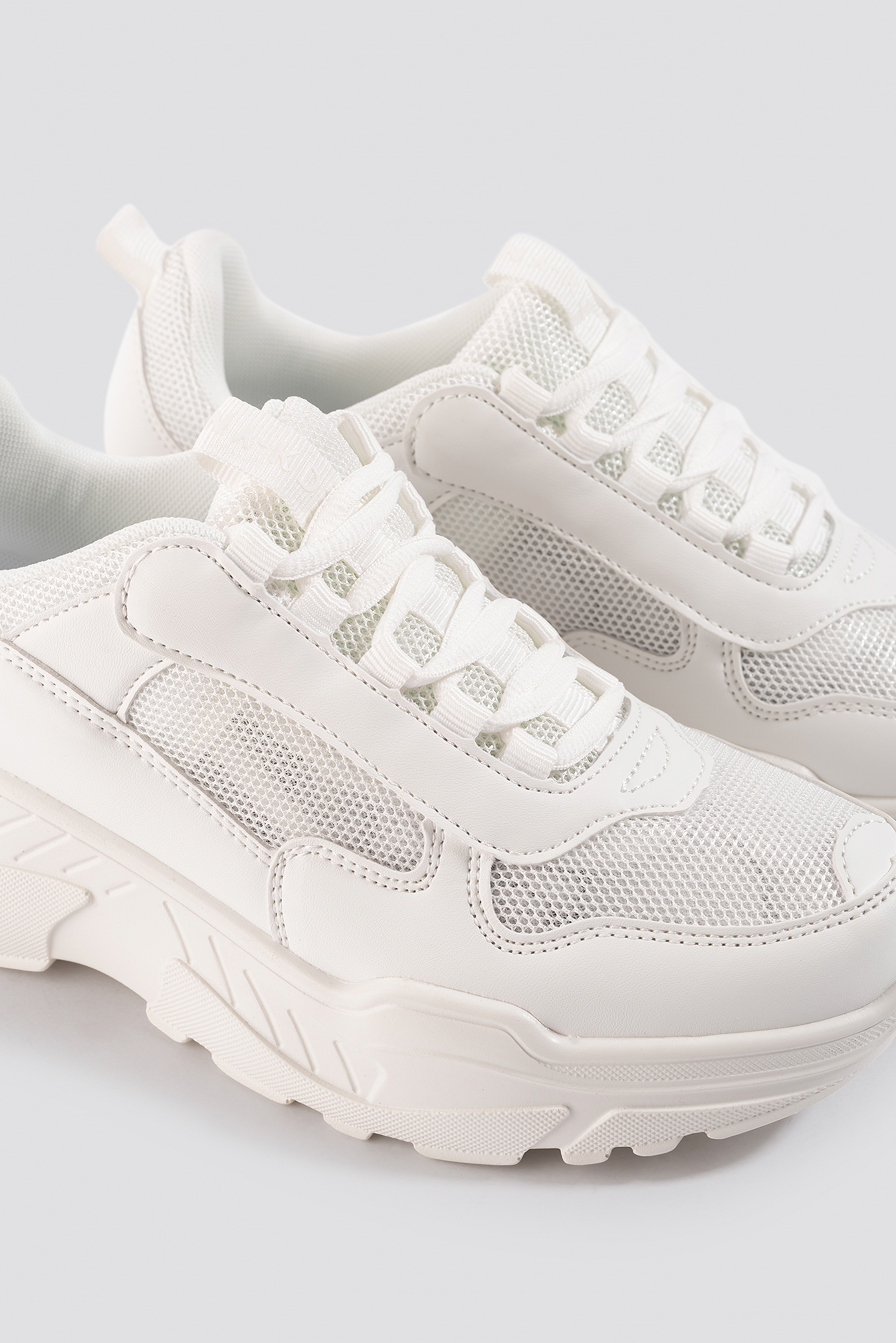 Nakd store fila disruptor