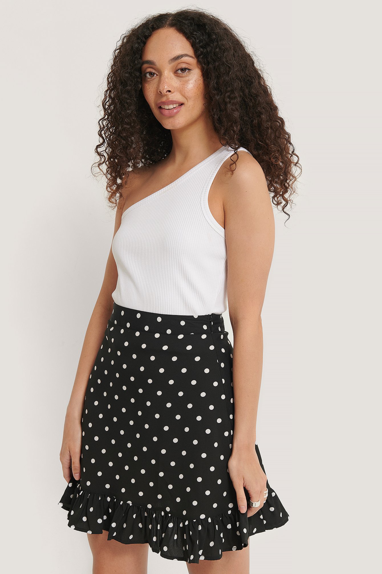 Mini Flounce Skirt Dotted Na Kd