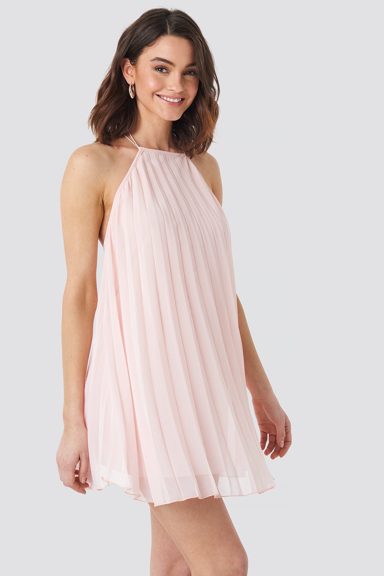 mini-pleated-trapeze-dress-pink-na-kd