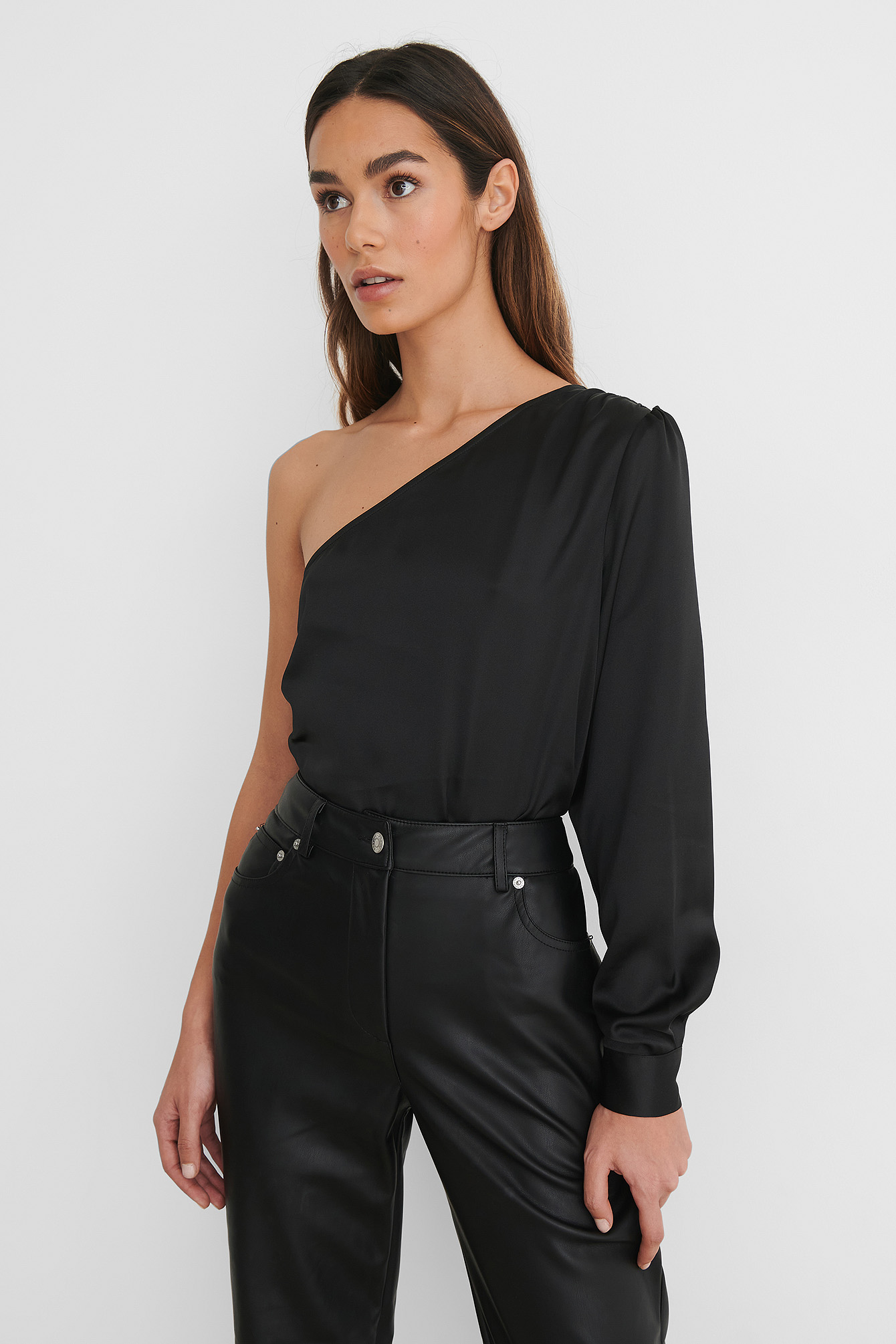 One Shoulder Shirred Satin Top Black | NA-KD